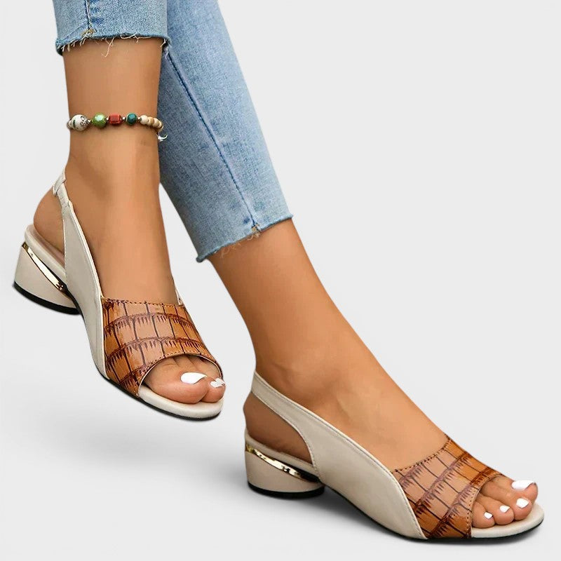 Claire | Low-heeled sandals