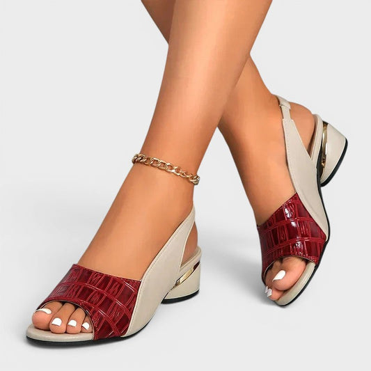 Claire | Low-heeled sandals