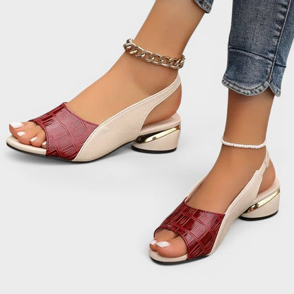 Claire | Low-heeled sandals